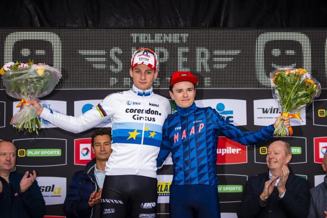 Tom Pidcock en Mathieu van der Poel