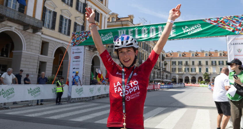 GF La Fausto Coppi 2024 Mediofondo Winner Sonia Passuti - Credits Loris Salussolia