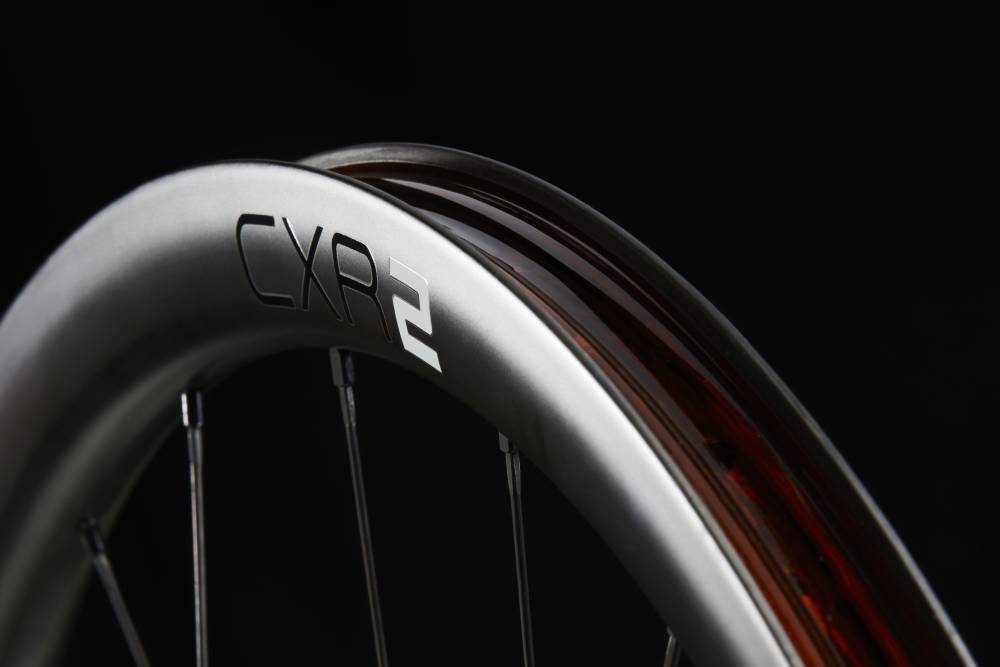 Buiten adem heroïsch Kapper Giant CXR 2, nieuwe carbon gravelwielen | Fiets.nl - Race en MTB website