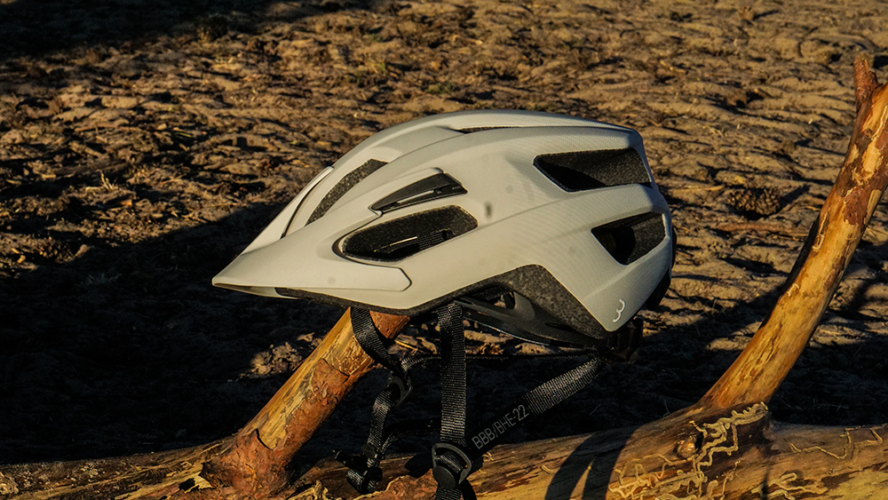 Neem de telefoon op Verval climax Getest: 3 betaalbare mountainbike helmen | Fiets.nl - Race en MTB website