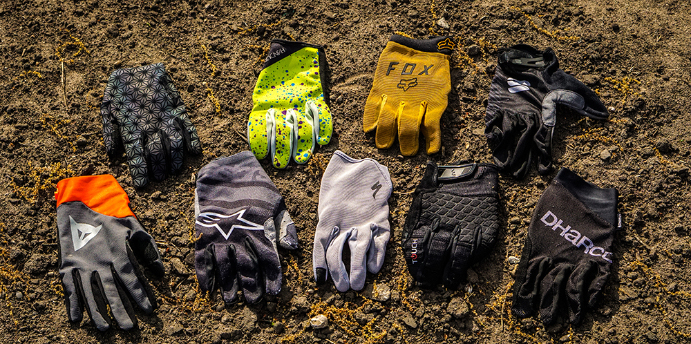 bidden Vlucht Proportioneel Getest: 9x mountainbike handschoenen | Fiets.nl - Race en MTB website