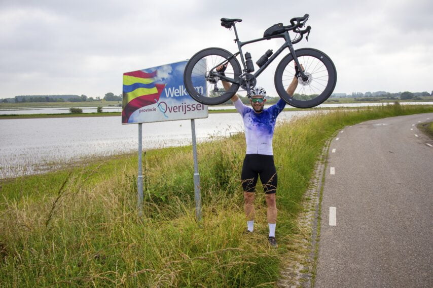 De kaap van 300 kilometer