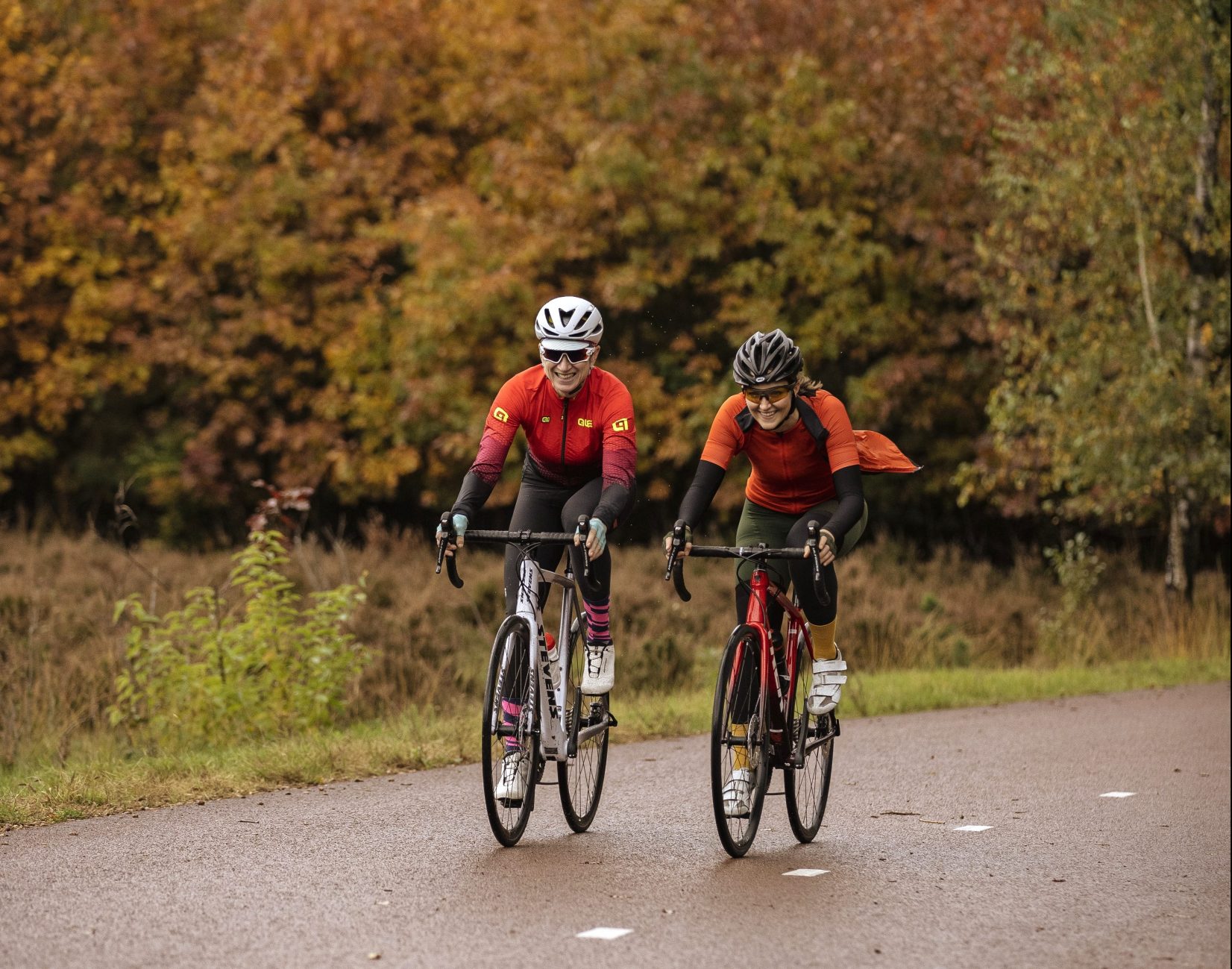 Voorbijganger vocaal hardop Fietsen in de herfst: 5 onmisbare items voor de wielrenner | Fiets.nl -  Race en MTB website