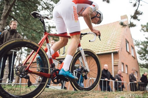 2017-cyclocross-world-cup-koksijde-154936-mathieu-van-der-poel.jpg